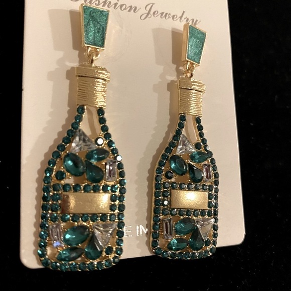 Jewelry - Champagne bottle earrings jeweled green gold